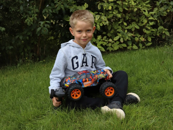 RC auto RMT Dominator Monster